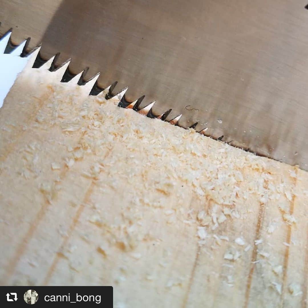 SUIZAN JAPANさんのインスタグラム写真 - (SUIZAN JAPANInstagram)「Thank you for sharing our saws!﻿ Enjoy woodworking with them✨﻿ ﻿ #repost📸 @canni_bong ﻿ Safely arrived #suizan_japan﻿ ﻿ #suizan #suizanjapan #japanesesaw #japanesesaws #japanesetool #japanesetools #japaneseplane #craftman #craftmanship #handsaw #handplane #pullsaw #ryoba #dozuki #dovetail #flushcut #woodwork #woodworker #woodworkers #woodworking #woodworkingtools #diy #diyideas #furnituredesign #furnituremakeover #furnituremaker #japanesestyle #japanlife」9月2日 12時57分 - suizan_japan