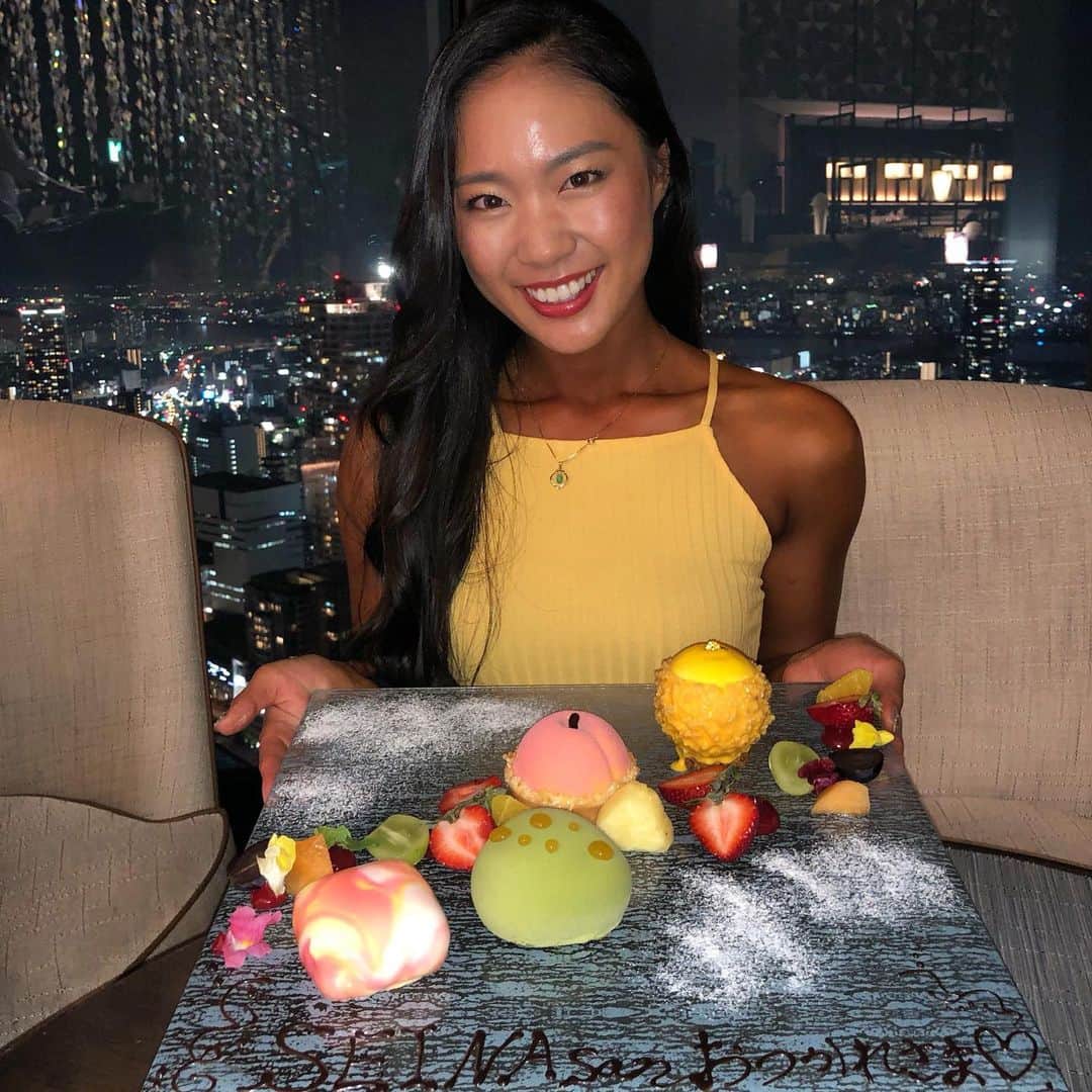 角田聖奈のグルメインスタ