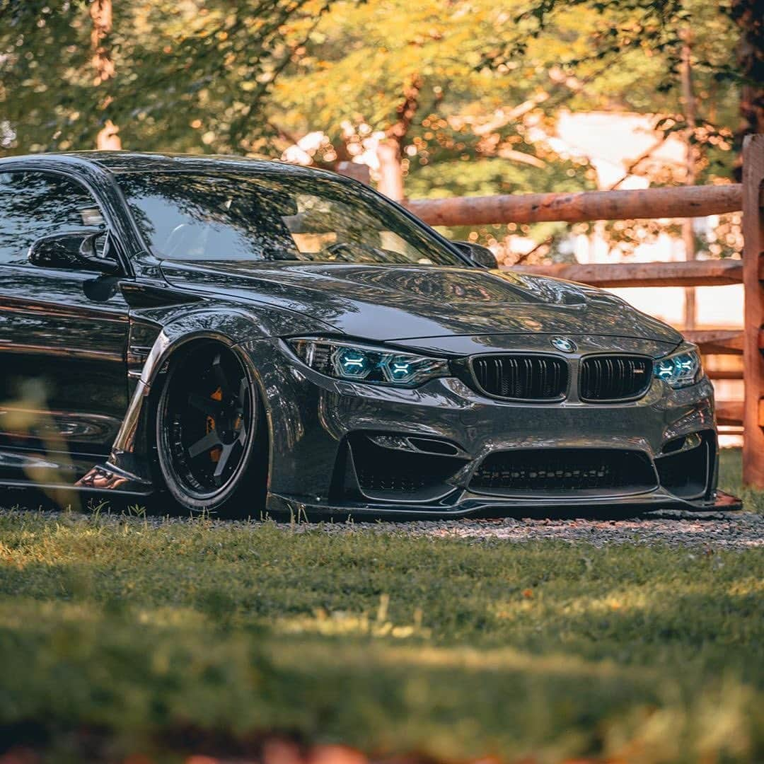 CARLiFESTYLEさんのインスタグラム写真 - (CARLiFESTYLEInstagram)「Widebody M4 | 👍🏼or👎🏼? Owner @strictly_stance #carlifestyle」9月2日 13時15分 - carlifestyle