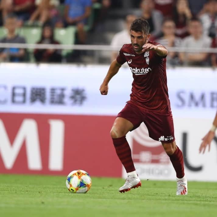 ダビド・ビジャさんのインスタグラム写真 - (ダビド・ビジャInstagram)「⚽️7️⃣🤙🏻 #visselkobe #jleague #teamvos」9月2日 13時29分 - davidvilla