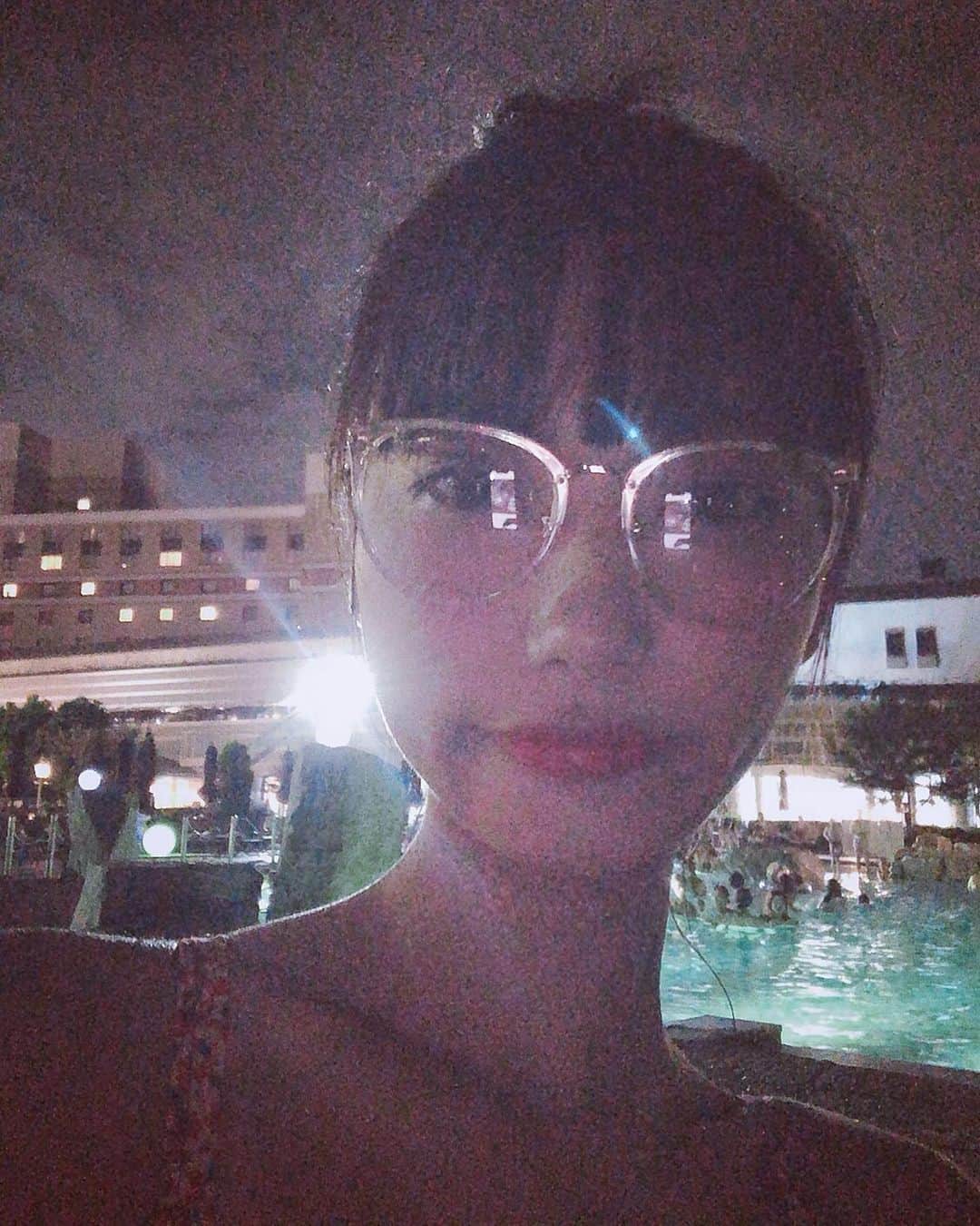 阿知波妃皇のインスタグラム：「🚿 #summertime」