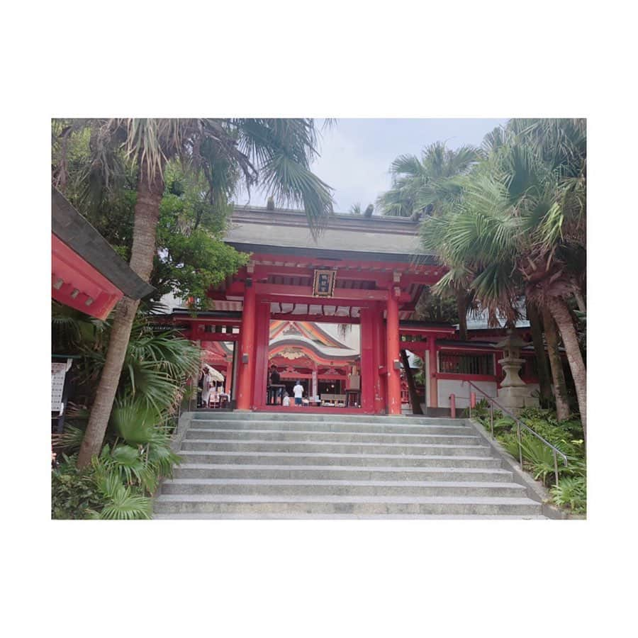 高木紗友希さんのインスタグラム写真 - (高木紗友希Instagram)「* * 宮崎旅行✈︎ 青島神社。青島ビーチパーク。 * * 5枚目の動画は 水に溶ける願い符。 * 青島も行きたかったので、 行けて嬉しかった♩ * * #juicejuice #高木紗友希 #宮崎県 #宮崎 #青島 #青島神社 #衣装さんとお子さんと一緒に #旅人さゆべぇ」9月2日 13時49分 - sayuki_takagi.official