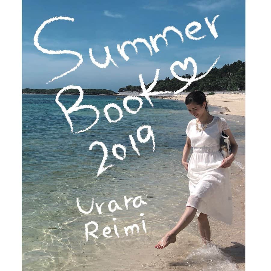 伶美うららさんのインスタグラム写真 - (伶美うららInstagram)「お知らせです♪ 先日の公演で、先行販売をさせて頂いておりました『Summer Book 2019』の一般販売を開始させて頂きます。 沖縄の絶景と、3日間の旅の思い出を一冊にまとめたフォトブックです。 旅行本の様な感覚でお手に取って頂けましたら幸いです♪  デザインも拘った一冊となっております♡オフのお話なども色々と掲載しておりますので、是非ご覧下さいませ♡ . 【Summer Book 2019】. 【サイズ】 210×148mm (A5サイズ) (ソフトカバー/40ページ) . 【料金】 税込¥2,300(送料込み) (2冊以上お買い上げの方は1冊サイン入りの特典付き) . 【一般受付開始】 9/4(水)am9:00〜 ＊お申込みの先着順とさせて頂き、無くなり次第終了とさせて頂きます。 . 【お申込み方法】ご希望の方は、 ○お名前 ○ご希望冊数 ○ご連絡先 ○お届け先住所 をご明記の上、 urara.reimi0530@gmail.com レイミウララメンバーズまでお送り下さいませ。 . #summerbook 2019 #沖縄 #フォトブック #旅行本 ♪ #伶美うらら」9月2日 14時43分 - urara_reimi