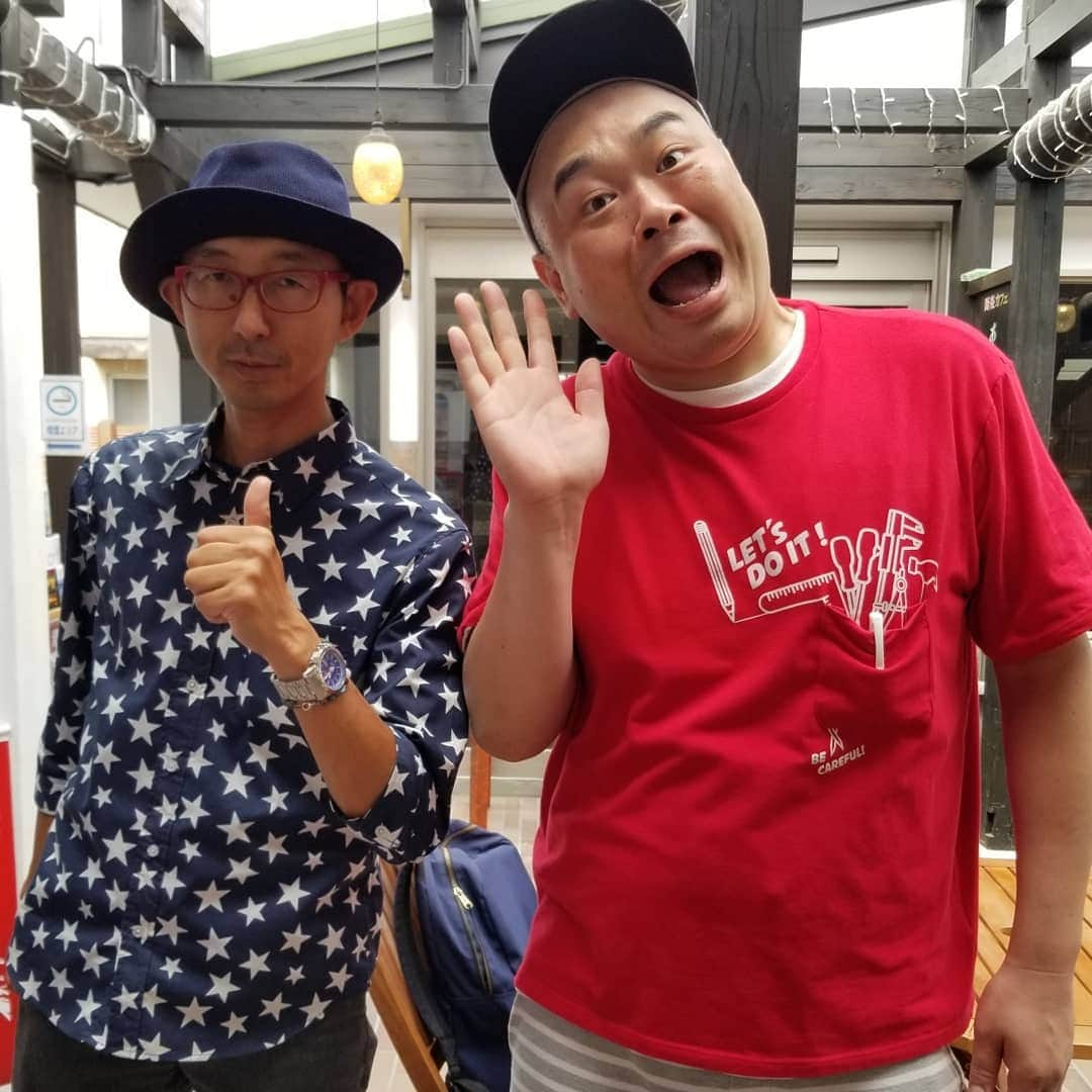 かねきよ勝則さんのインスタグラム写真 - (かねきよ勝則Instagram)「ギブ大久保さんが会津若松で出張占いをやりに来ていたのでちょっと覗いてきました👀  #ギブ大久保 #占い #出張 #新宿カウボーイ #かねきよ」9月2日 15時46分 - shinjyukucowboy_kanekiyo