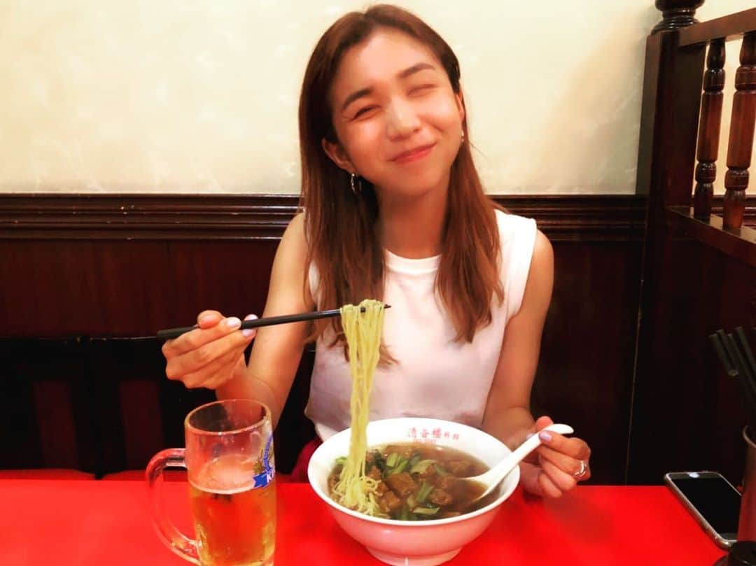 森彩乃さんのインスタグラム写真 - (森彩乃Instagram)「🍜湯気で顔面ぼやけてる🍜 ミニアルバム #URAUE リリースしたばかりですが、新たにお知らせです。アニメ『真・中華一番！』のオープニング主題歌に、新曲「光福論」が決定。 ・ ・ ・ ラーメン、中華が大好きな私… これはきっと…運命。 ・ ・ ・ ・ ・ #クアイフ #Qaijff #真中華一番 #中華一番 #OP #OP主題歌 #オープニング主題歌 #主題歌 #光福論 #TV #TVアニメ #テレビ #アニメ #アニメイズム #anime #TBS #MBS #BS #中華料理 #中国 #中華 #ラーメン #拉麺 #ramen #ラーメンボーカル #band #music #pop #rock」9月2日 17時10分 - moriayano1119