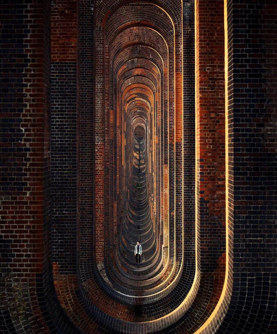 Canon Photographyさんのインスタグラム写真 - (Canon PhotographyInstagram)「This place doesn’t even look real! Awesome capture by @jacob  West Sussex, UK #opticalillusion #bridge #uk」9月2日 18時04分 - cpcollectives
