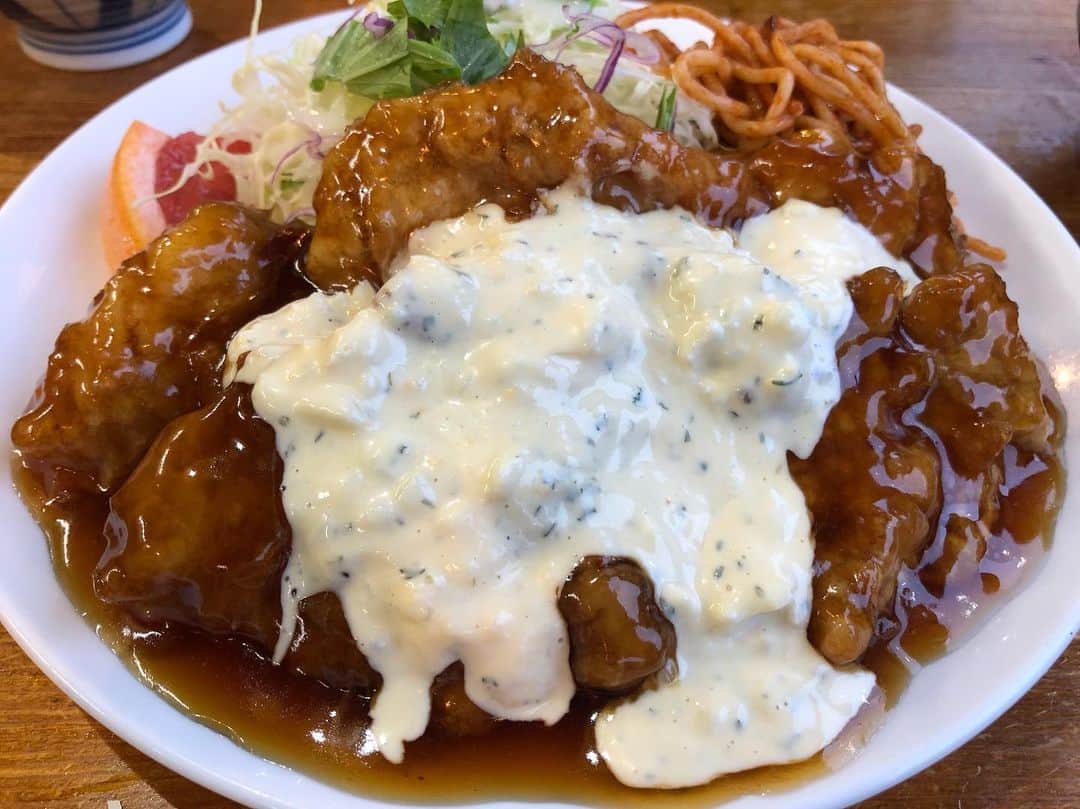 大田明奈のグルメインスタ