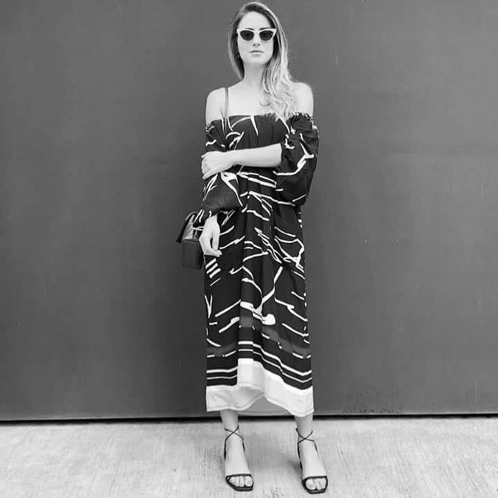 Schutzのインスタグラム：「FRESH MONDAY. 🖤 #inmyschutz」