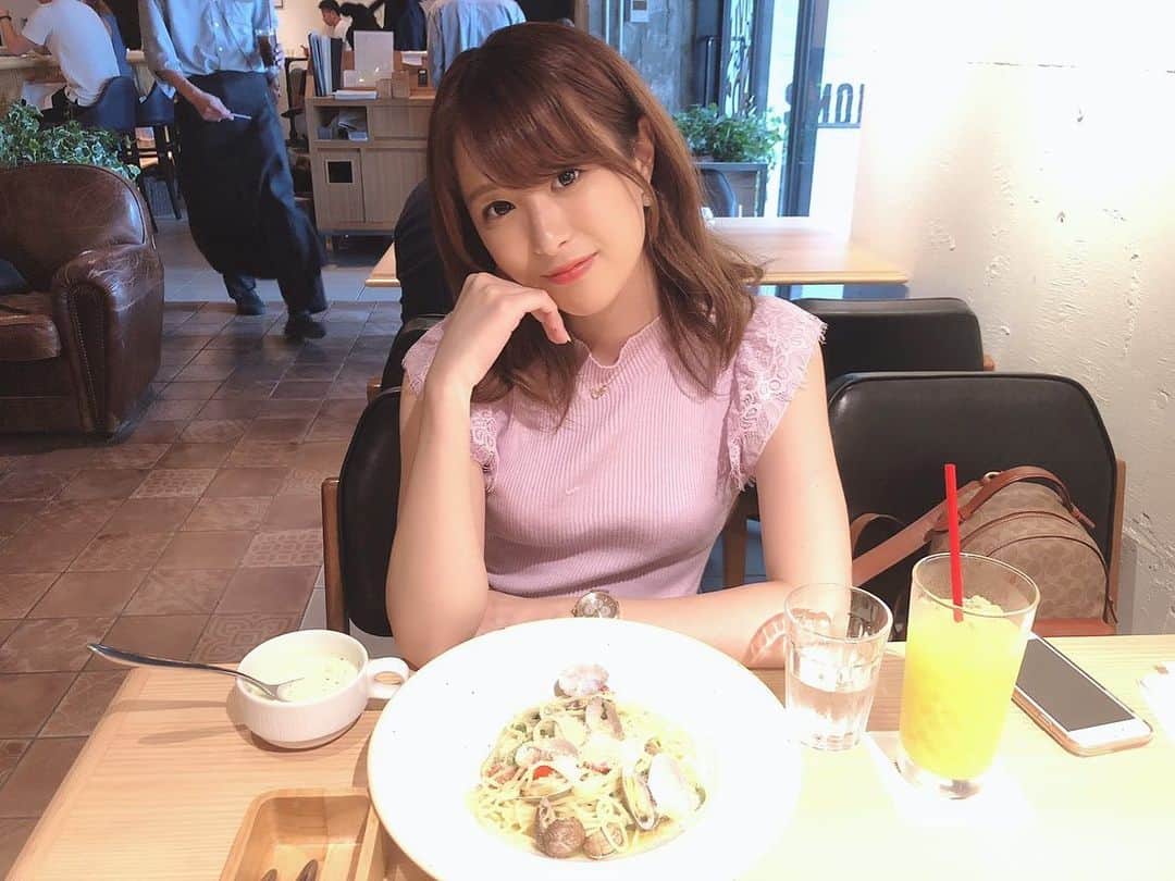 二宮ひかりさんのインスタグラム写真 - (二宮ひかりInstagram)「・ ・ ・ 実は今日、あ、昨日か！ 河合あすなさんとご飯いきました♡ ・ しゅきぴすぎた‪(*´꒳​`*) ・ ご飯もお買い物も楽しかったです♡ お話沢山聞いてくださって ありがとうございました(*¨*) ・ もう会いたいwww ・ ・ #av女優 #二宮ひかり  #にのひー  #アタッカーズ #アタッカーズ専属 #河合あすな  #しゅきぴ  #らぶみ  #デート」9月3日 4時27分 - hikari_ninomiya_