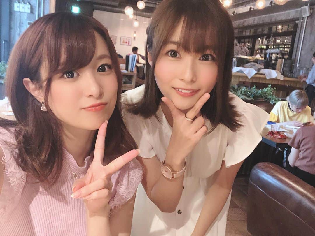 二宮ひかりさんのインスタグラム写真 - (二宮ひかりInstagram)「・ ・ ・ 実は今日、あ、昨日か！ 河合あすなさんとご飯いきました♡ ・ しゅきぴすぎた‪(*´꒳​`*) ・ ご飯もお買い物も楽しかったです♡ お話沢山聞いてくださって ありがとうございました(*¨*) ・ もう会いたいwww ・ ・ #av女優 #二宮ひかり  #にのひー  #アタッカーズ #アタッカーズ専属 #河合あすな  #しゅきぴ  #らぶみ  #デート」9月3日 4時27分 - hikari_ninomiya_