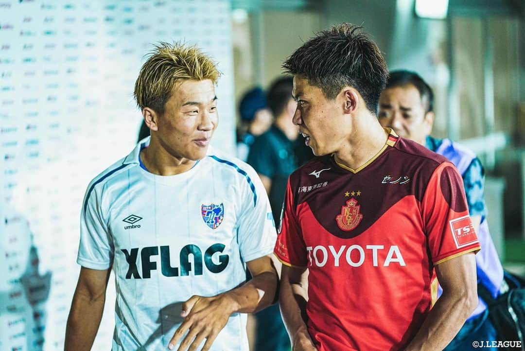 Ｊリーグさんのインスタグラム写真 - (ＪリーグInstagram)「Play Back JLEAGUE⚽️📸﻿ ﻿ 🏆#明治安田生命Ｊ１リーグ 第２５節﻿ 印象的なシーンをプレイバック🔥﻿ ﻿ #Ｊリーグ ﻿ #jleague﻿ ﻿ ﻿ #サンフレッチェ広島 #柏好文﻿ #セレッソ大阪 #鈴木孝司﻿ #鹿島アントラーズ﻿ #セルジーニョ #遠藤康 #レアンドロ﻿ #サガン鳥栖 #金崎夢生﻿ #北海道コンサドーレ札幌﻿ #横浜Fマリノス #ティーラトン﻿ #松本山雅FC﻿ #浦和レッズ #西川周作 #槙野智章﻿ #湘南ベルマーレ #梅崎司﻿ #大分トリニータ﻿ #FC東京 #永井謙佑﻿ #名古屋グランパス #太田宏介﻿ ﻿ #soccer #football #⚽️」9月2日 19時57分 - jleaguejp