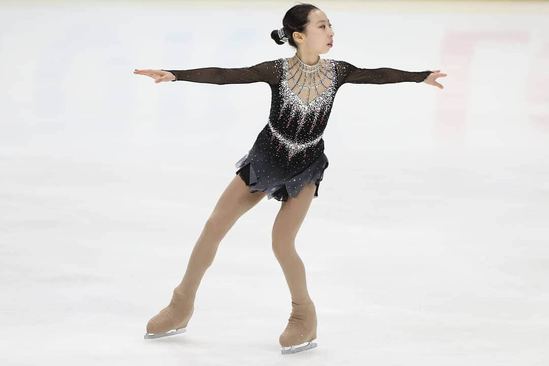 ISUグランプリシリーズさんのインスタグラム写真 - (ISUグランプリシリーズInstagram)「🔢 Junior Grand Prix 2019 - Lake Placid Final Standings Junior Ladies  1⃣  @alysaxliu 🇺🇸 - 2⃣  @yeonjeongpark14 🇰🇷 - 3⃣ @anastasiyatar04 🇷🇺 --- #⃣ #JGPFigure #FigureSkating」9月2日 20時38分 - isufigureskating_x