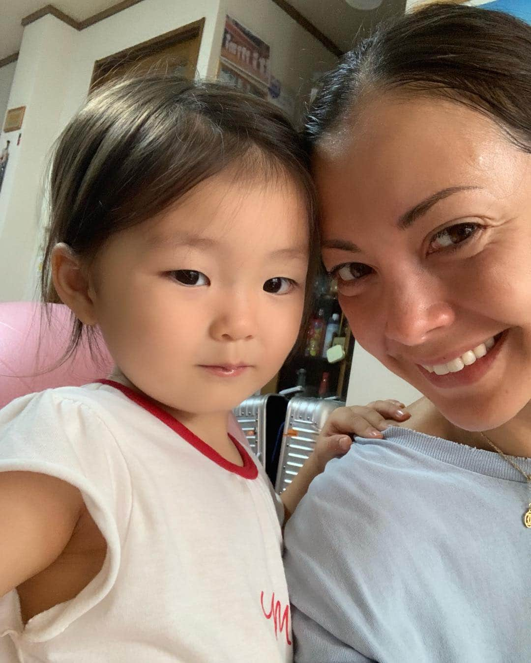 土屋アンナさんのインスタグラム写真 - (土屋アンナInstagram)「夏休みも終わり❗️ 夏休み最後に子供達との時間をゆっくり過ごせて幸せでした💖🐣💖 #夏休み」9月2日 20時50分 - annatsuchiya0311