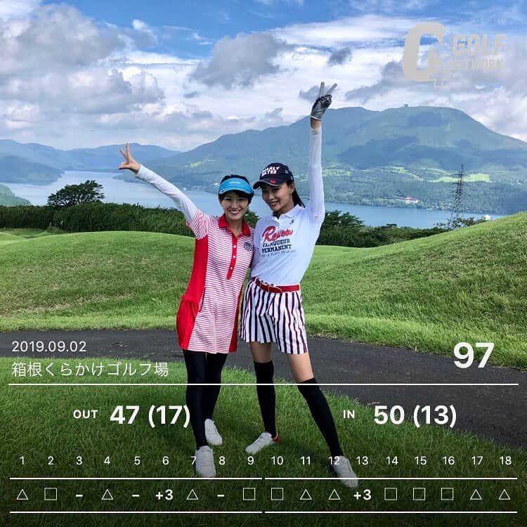 にゃんさんゴルフさんのインスタグラム写真 - (にゃんさんゴルフInstagram)「. . 箱根くらかけゴルフコース⛳️ . . あやめちゃんとひさびさ♡ あと少しで富士山みえたー🤣🗻 . . 帰りに一瞬、箱根湯本駅のあたりを散策✨ . . #箱根ゴルフ#100切り#箱根#箱根くらかけゴルフコース#富士山#芦ノ湖#箱根湯本駅#箱根散策#絶景#ゴルフ女子#旅行大好き#golfgirl #ladiesgolf #golfhotties #golfbabes #golflife #golfstagram #japanesegirl #lovegolf  #golfer #ゴルフ大好き#instagolf #スポーツ女子 #골프 #모델 #한국  #高尔夫球 #vg_fashion#summergolf」9月2日 20時50分 - miiiii0228