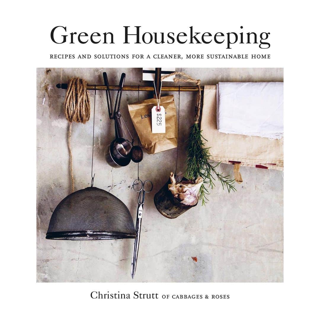 キャベジズ&ローゼズのインスタグラム：「It’s so easy being green 💚 The Cabbages & Roses Guide to Natural Housekeeping by @christinastrutt has been re-released by CICO books and is now called Green Housekeeping 👇Tap to shop this wonderful edition and learn how, amongst other handy tips, to clean your home with just lemons, bicarbonate of soda, vinegar and plain water #taptoshop #greenhousekeeping #greenclean #chemicalfreehome #sustainability #greenliving #greenhome #goodbookstoread #cabbagesandroses #cabbagesandroseslifestyle」