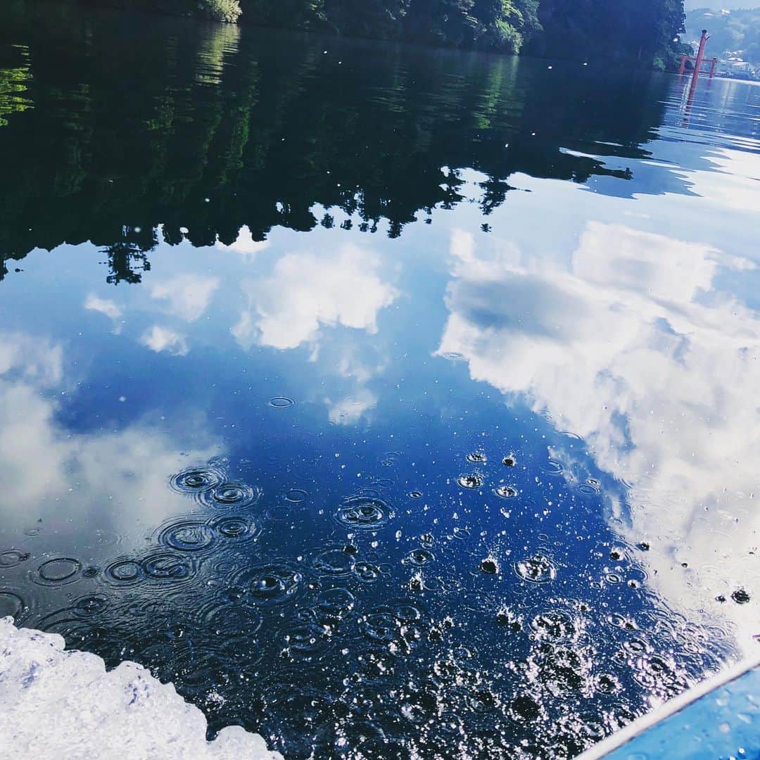IKEさんのインスタグラム写真 - (IKEInstagram)「箱根、芦ノ湖。  湖、すんげークリアウォーターだった。  ずっと綺麗で在って欲しい」9月2日 21時26分 - ike1984official