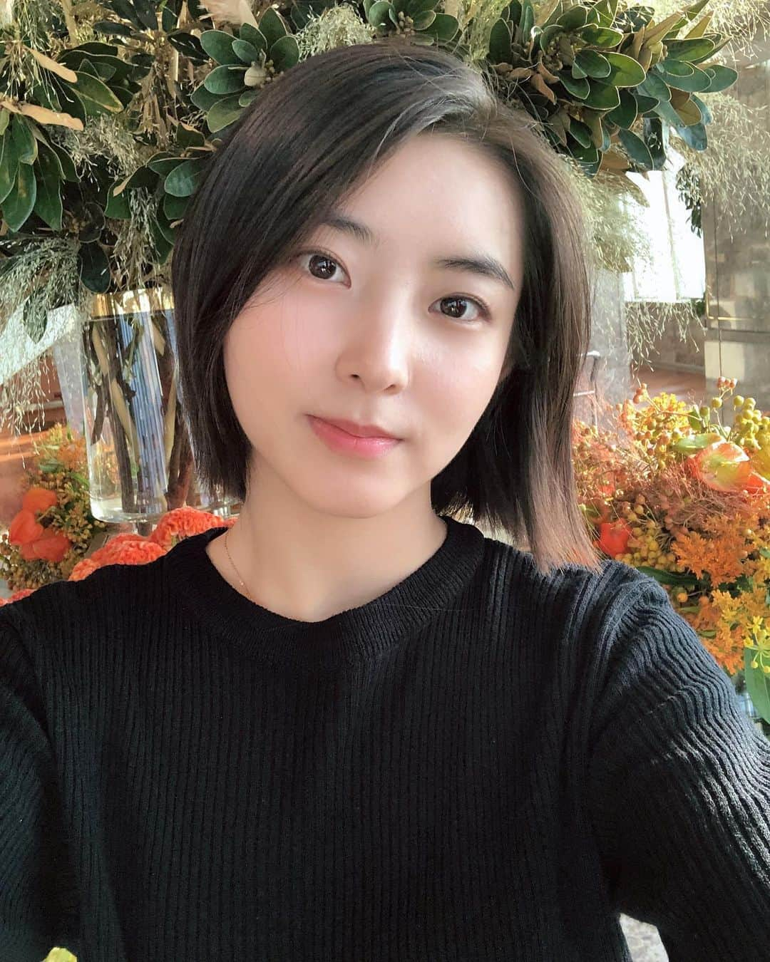 ソヒョン さんのインスタグラム写真 - (ソヒョン Instagram)「#셀카 🤳 😛 🌼🌷🍀☘️💐」9月2日 21時34分 - kkwonsso_94