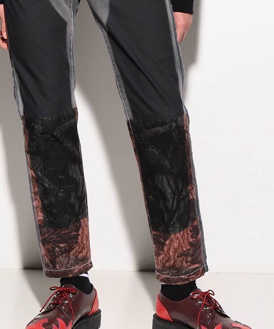 ファセッタズムさんのインスタグラム写真 - (ファセッタズムInstagram)「FACETASM FALL/WINTER 2019 COLLECTION “I'VE PUT チチンプイプイ ON YOU” PAINTER PANTS #facetasm  #facetasmtokyo #fw2019」9月2日 21時34分 - facetasmtokyo