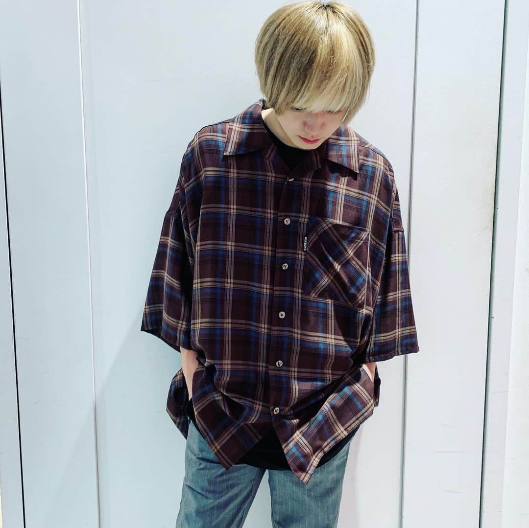 ゆーちゃそ王子さんのインスタグラム写真 - (ゆーちゃそ王子Instagram)「Checked Box Shirts🐻 ・ ・ ダボ感が可愛いし、めっちゃ着心地が良い🥰 ・ ・ ・ ・ ・ ・ ・ #milkboy #ミルクボーイ #秋冬コーデ #ファッション #コーデ #東京スタイル #ootd #fashion #tokyostyle #instafashion #love #likeforlikes #likeforfollow #ストリートファッション #streetfashion #shirts」9月2日 22時28分 - yuchaso_prince