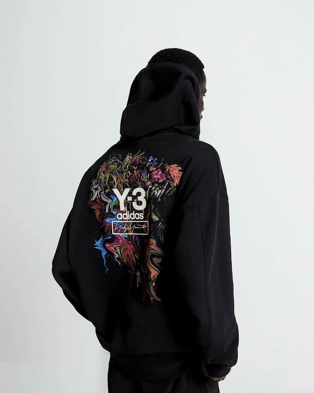 ワイスリーさんのインスタグラム写真 - (ワイスリーInstagram)「Y-3 Toketa Print Hoodie. Y-3 Fall Winter 2019. --- #adidas #Y3 #YohjiYamamoto Discover the collection at Y-3.com」9月2日 23時00分 - adidasy3