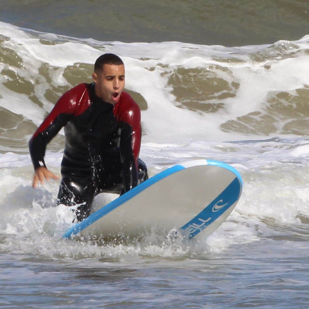 ADOデン・ハーグさんのインスタグラム写真 - (ADOデン・ハーグInstagram)「🏄‍♂️ Surfing!」9月2日 23時21分 - adodenhaag