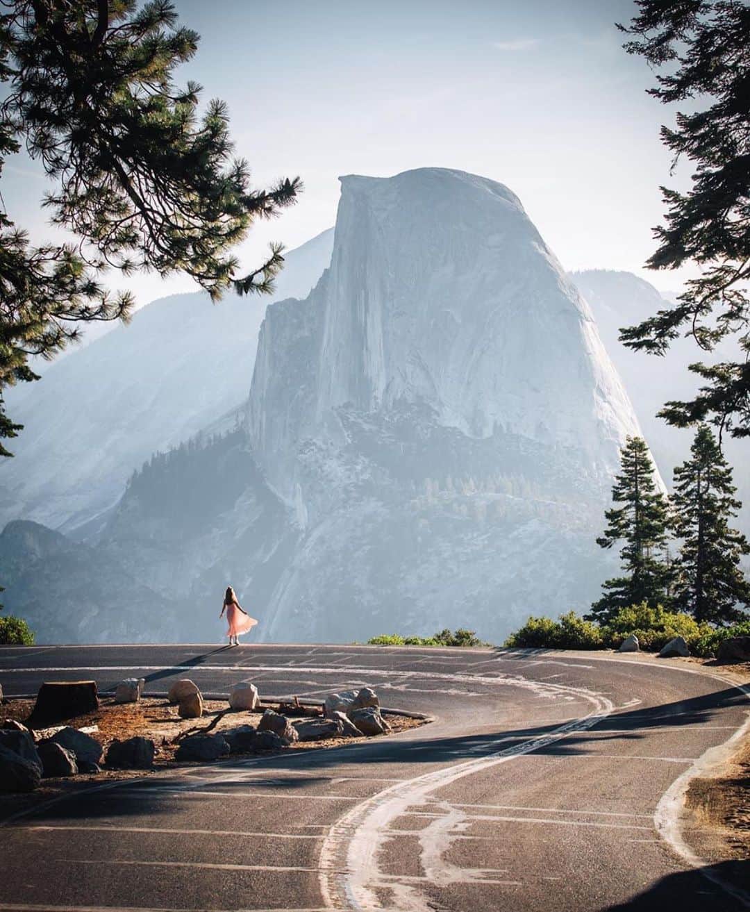 Canon Photographyさんのインスタグラム写真 - (Canon PhotographyInstagram)「Stunning shots of Yosemite by @jordhammond  Canon 5D Mark IV #road #travel #usa #yosemite」9月2日 23時41分 - cpcollectives
