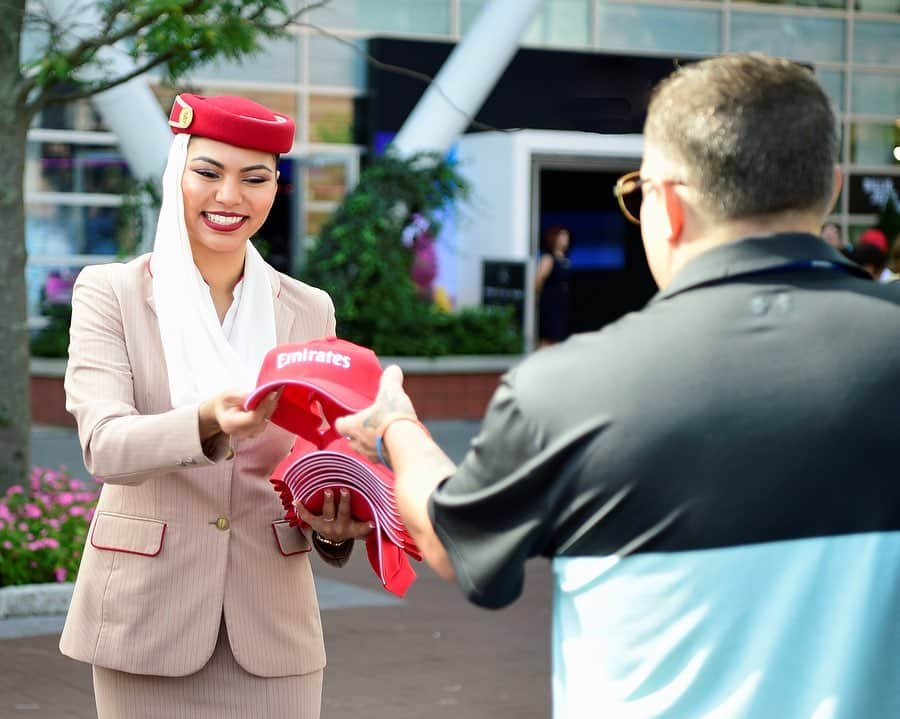 エミレーツ航空さんのインスタグラム写真 - (エミレーツ航空Instagram)「A fantastic ‘Emirates Day’ at the 2019 @USOpen Tennis Championships! The fun-filled day with Emirates goodies and entertainment had fans smiling ear-to-ear. Catch the highlights on our Insta Stories!  #EmiratesAirline #FlyEmiratesFlyBetter #EmiratesPlay」9月2日 23時59分 - emirates