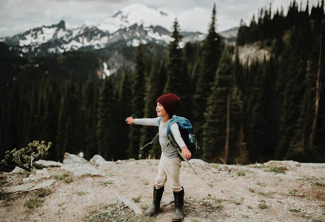 ドイターさんのインスタグラム写真 - (ドイターInstagram)「We have backpacks specially designed for small adventurers 🐣 they are lightweight and resistant, great for trail explorations or a day in the playground. 💫  Our children backpacks are produced at our bluesign® system partner who makes sure to comply with the strictest standard worldwide for consumer and environmental protection. (Location: Mount Rainier National Park, Washington) ---- Thanks, @ashleyscheider for showing us where you #traveltheworld with Deuter. ----- Please tag #yesdeuter to be featured. We love to see where you Deuter! ----- #deuterbackpack #itsgreatoutthere #traveladventure #wanderout #stayandwander #traveltales #outdoorlife #hikingwithkids #hikingfamily #deuterkids」9月3日 0時00分 - deuter