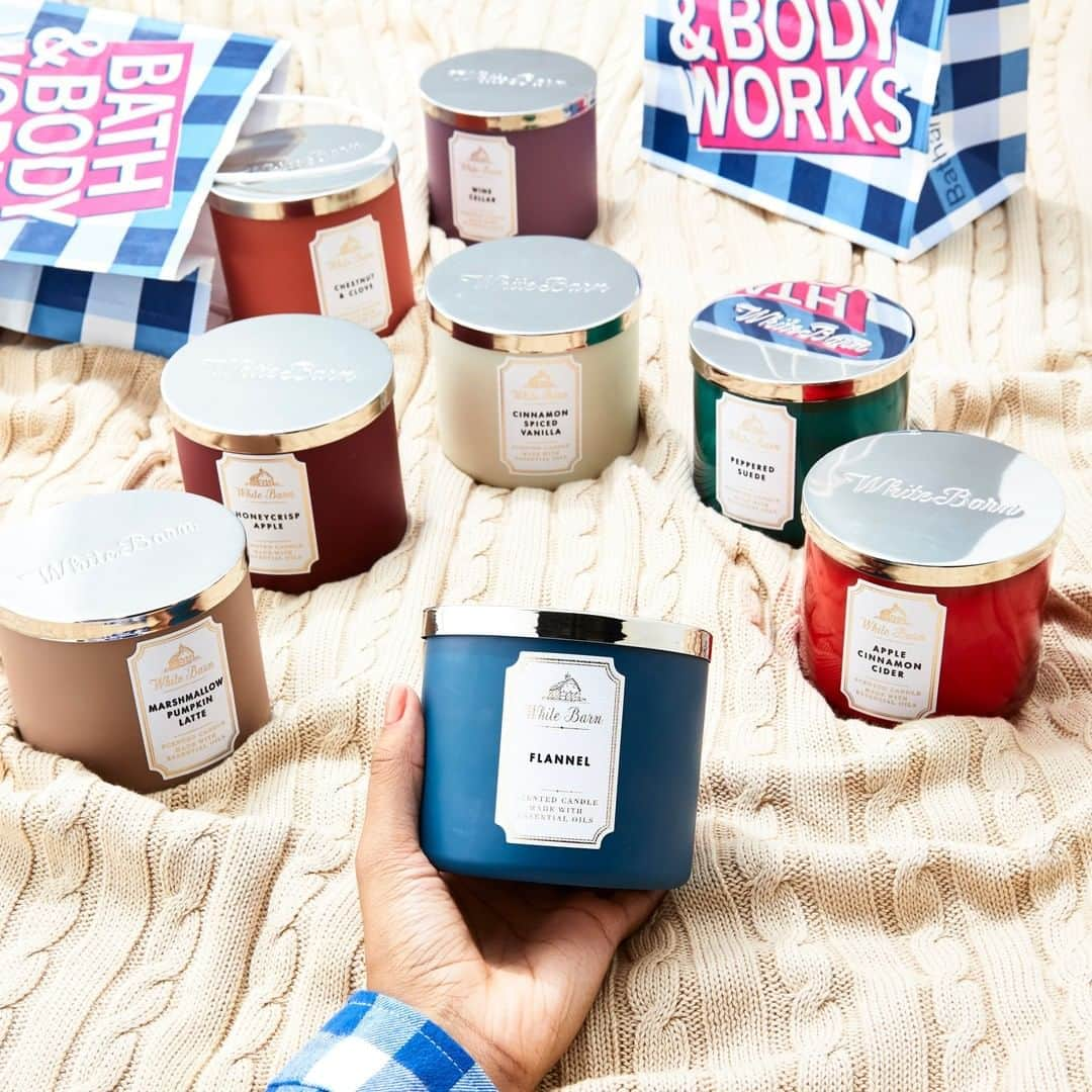 Bath & Body Worksさんのインスタグラム写真 - (Bath & Body WorksInstagram)「Our long weekend plans? Staying in bed, admiring all of our 🆕 Fall Candles 😍」9月3日 0時00分 - bathandbodyworks