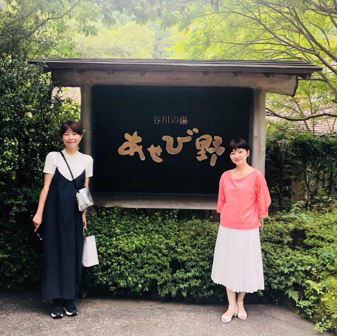 藤井日菜子さんのインスタグラム写真 - (藤井日菜子Instagram)「谷川の湯あせび野♨️ 先日、自然の中で温泉に浸り、丁寧に作られた食事をいただき、長年の友と語らい、パワー満タンに充電させてもらいました♨️ 毎日が目まぐるしかったからこそ、こういったゆったりした時間がとても有り難く、貴重で大切に感じます😊素敵な夏休みをありがとう✨  #自然は偉大#谷川の湯#あせびの #伊豆#源泉掛け流し #主人に感謝ありがとう」9月3日 0時27分 - hinakofuji