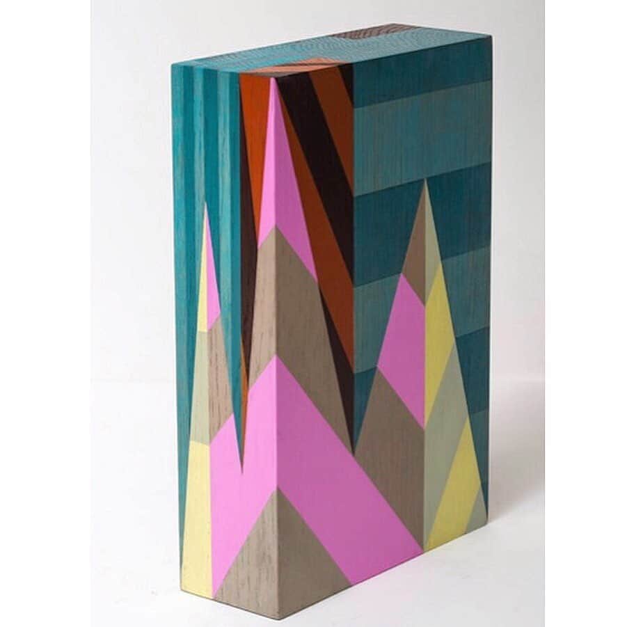 のインスタグラム：「#orsinasforza #thealps #oilonoak #2019  @orsinasforza 🌈」