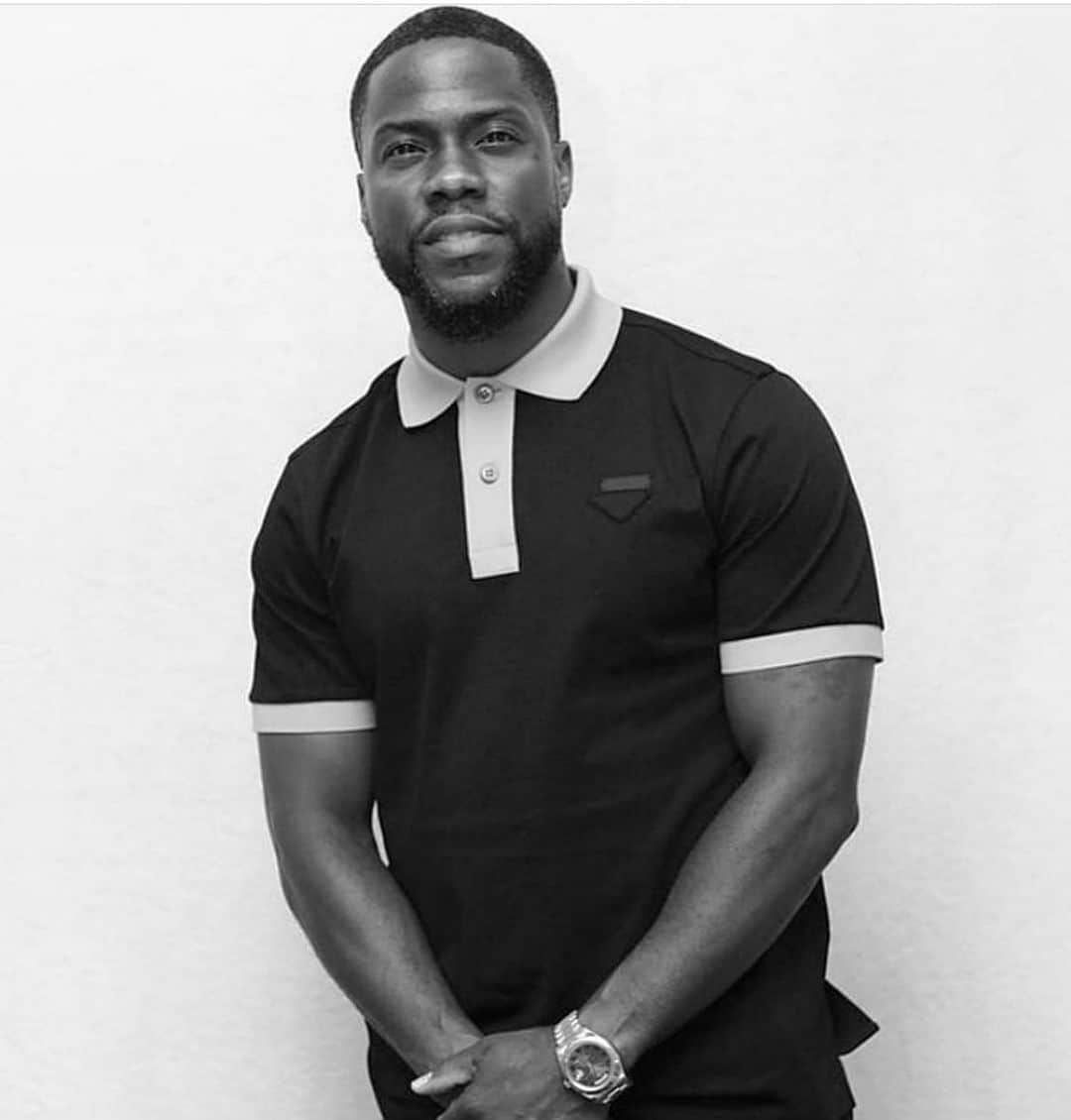 ファボラスのインスタグラム：「Prayers up for my friend @kevinhart4real. Got some good news today that he is doing better!! And if you know Kev, you’re expecting him to come back stronger than ever!! Here for it & Here for you!! Love you bro! 🙏🏾💯❤️」