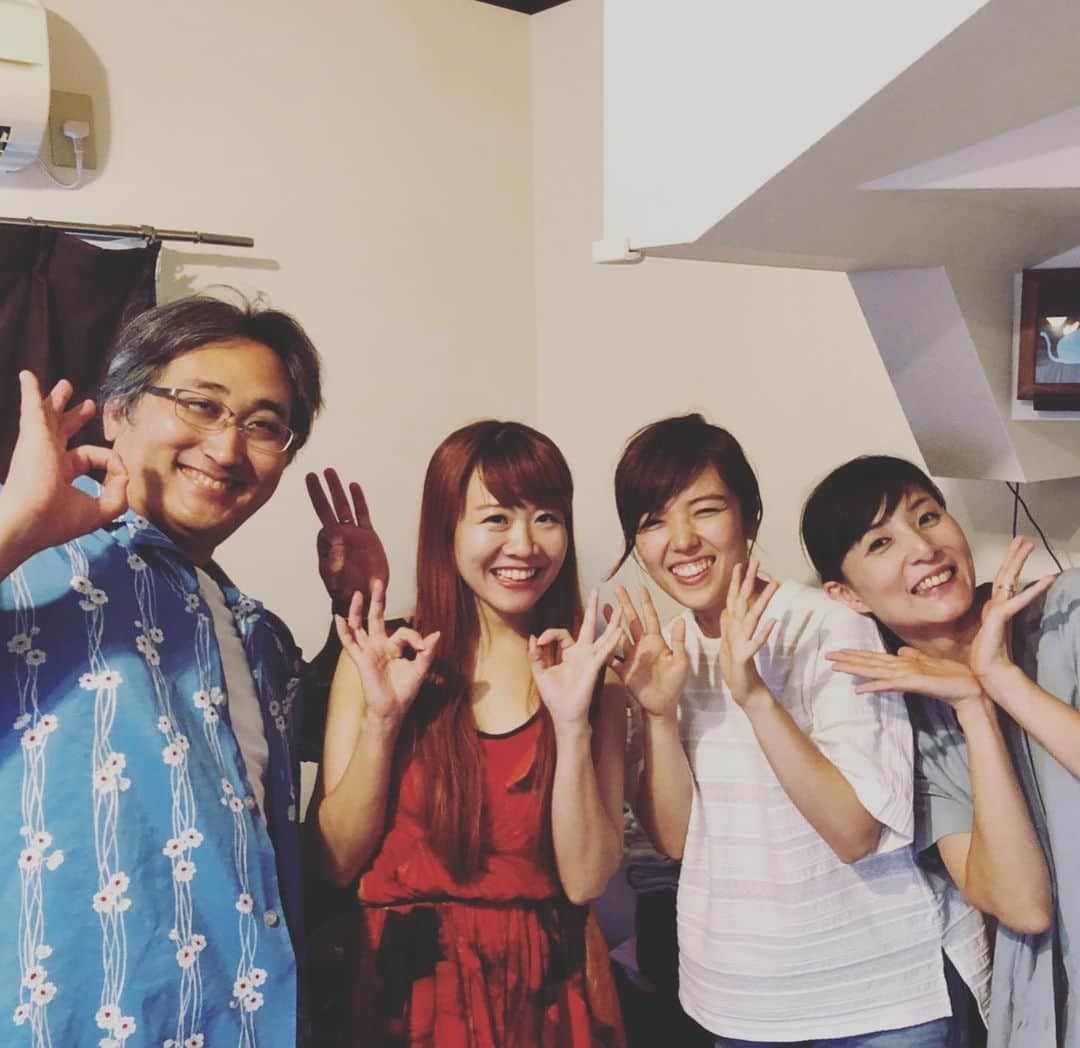 井上侑さんのインスタグラム写真 - (井上侑Instagram)「ただ今オンエアー中！ 今週のミドラン月曜日、ゲストはイリエナナコ監督！ わたくし、完全に、心持ってかれました。 きっとあなたも。  夜更かし中の方も、まだまだ家事をされている方も、一息付いている方も、運転中の方も、お聴き遊ばせ。📻 ちなみに井上は、収録後2〜3日、フワフワしちゃってました。  静岡ＦＭ K-mix「Midnight Rendez-vous “ミドラン”」 井上侑×ペテカン濱田龍司×ペテカン四條久美子  毎週月曜日 25:00～26:00 聴取エリア以外の方も、radiko.jp プレミアムやドコデモＦＭ、リスモウェーブ、無料アプリ「ウィズラジオ」でお聴きになれます。  #愛しのダディー殺害計画 #映画監督 などなど #イリエナナコ #監督 #ナナコス #ゲスト にお迎えしてお送りしております #魅力が #マウンテン #眠れなくなるかも🦆 #radio #ミドラン #静岡 #浜松 #kmix」9月3日 1時43分 - yuinouehappy