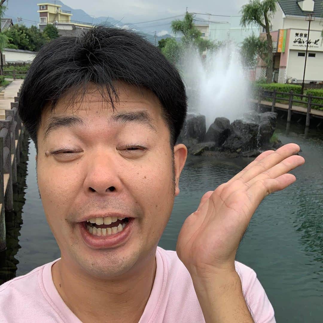 のインスタグラム：「気絶ルミネ  漫才三回して気絶 #あるある探検隊#レギュラー#気絶#気絶の日々#ギャグ#2日#月曜#ルミネ#3回#漫才#ありがとうございます#合間#先輩#ランチ#充実」