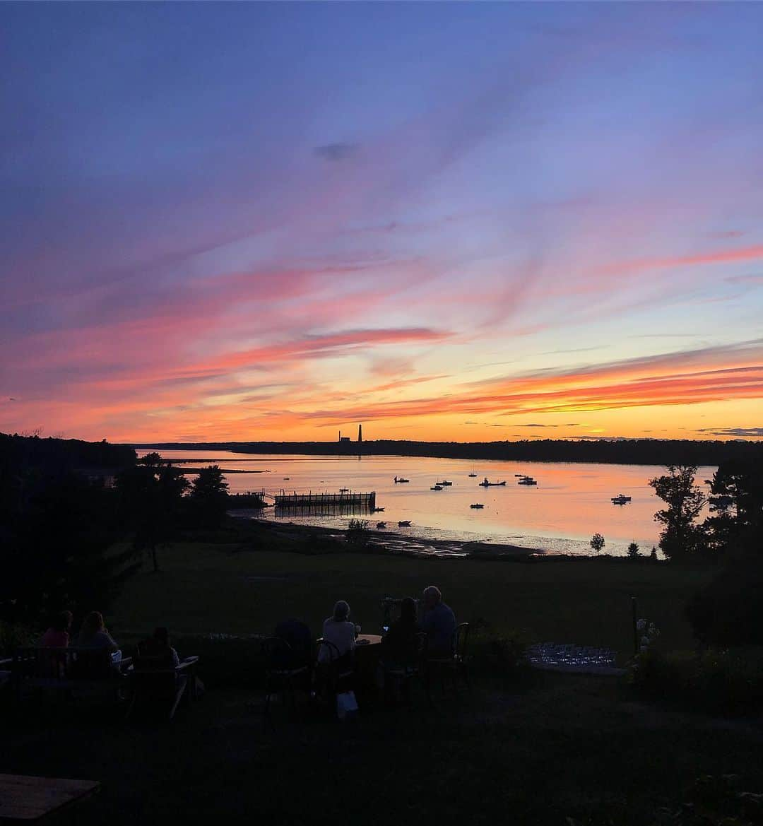 G・ハネリウスさんのインスタグラム写真 - (G・ハネリウスInstagram)「maine sunsets !!! 💘💘」9月3日 1時48分 - ghannelius