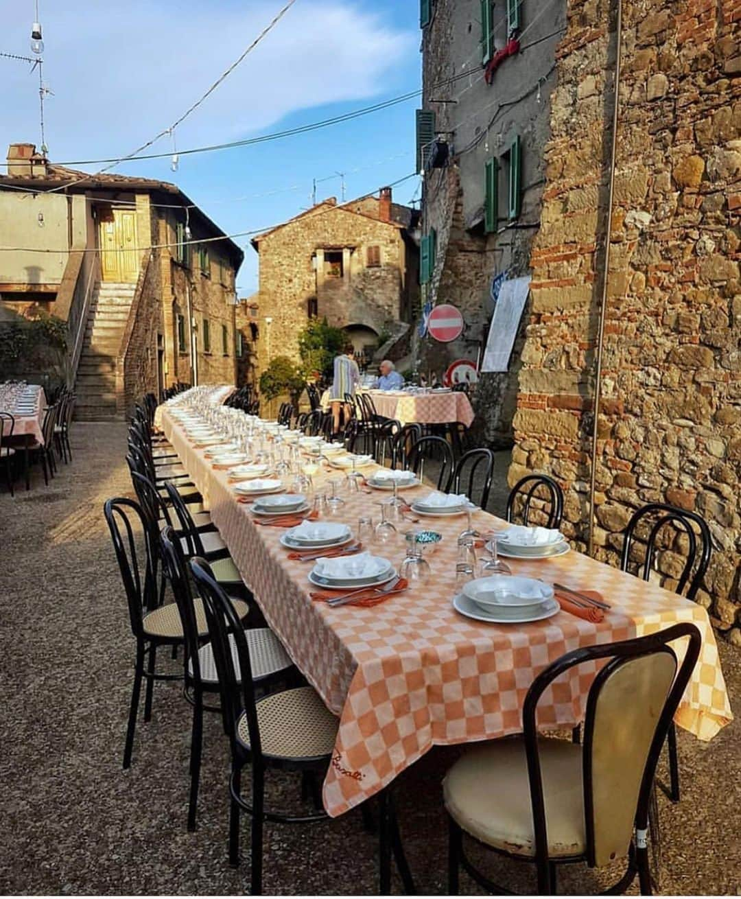 Silvia Carusoさんのインスタグラム写真 - (Silvia CarusoInstagram)「Typical italian lunch break 🇮🇹 ❤️」9月3日 2時38分 - silvialicius