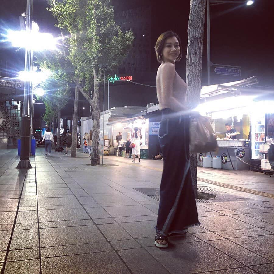 指出瑞貴さんのインスタグラム写真 - (指出瑞貴Instagram)「🌠🌝💫🔮💛🔱 #東大門 #쇼핑 #shopping #강남 #joeandjuice #demisoda #메로나 #さ私服」9月3日 13時14分 - sashidemizuki