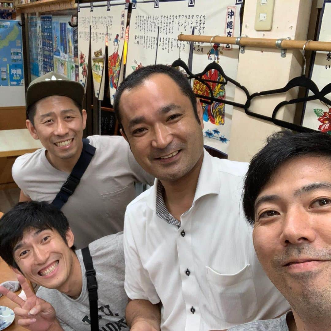 酒井大祐さんのインスタグラム写真 - (酒井大祐Instagram)「昨日、大山崎へ #山崎蒸溜所 #ウィスキー作り #サントリーの起源 #suntory #山崎 #白州 #知多 長い年月をかけて作れられている ＯＢの#佐々木太一 さん 勉強になりました。 ありがとうございました！  それから少し前ですが、元・現JT会 #徳元幸人 #井上裕介  #鳥越準 #酒井大祐 #當麻さん  ごめんなさい。写真撮り忘れた。 #楽しい宴 #サントリーサンバーズ  #JTマーヴェラス 共に頑張ろう！」9月3日 13時20分 - daisukesakai1022