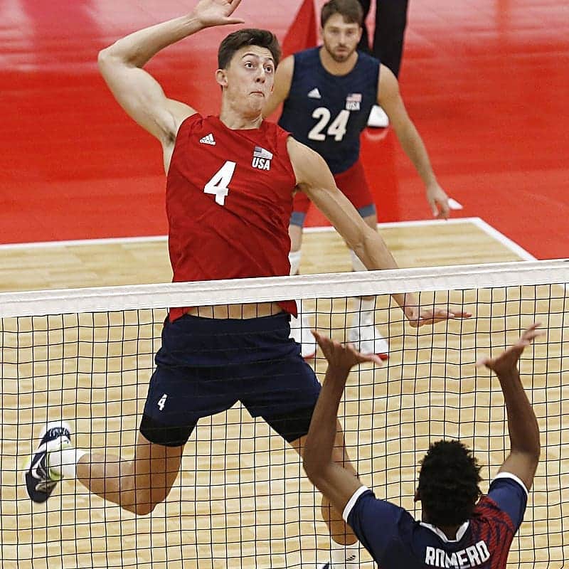 USA Volleyballさんのインスタグラム写真 - (USA VolleyballInstagram)「The U.S. Men 🇺🇸 beat the Dominican Republic 🇩🇴 on Monday, 3-0 in their 1st pool play match of the NORCECA Championship. Link to story in our bio.」9月3日 13時41分 - usavolleyball