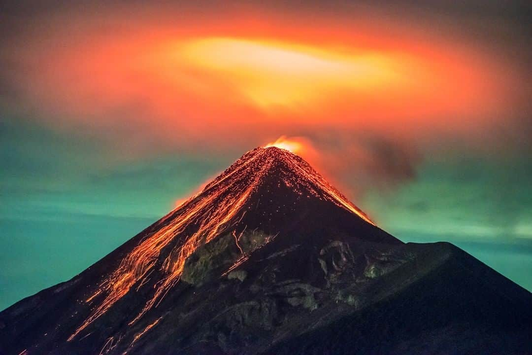 Nikon Australiaさんのインスタグラム写真 - (Nikon AustraliaInstagram)「"The shot that took a five hour hike up one volcano to see another is an experience I will never forget. I took this shot in the early hours of the morning on the freezing slopes of Volcan de Acatenango, Guatemala.  I had to go between my camera and the camp fire in order to warm my fingers so I could continue taking photos. The passing storm created an amazing green glow which contrasted wonderfully with the fiery red lava.  The hike that took me above the clouds to the peak of dormant volcano to feel and see the sheer force of Volcan de Fuego is why is this my most memorable shot." - @dallaswissemann  Camera: Nikon #D750 Lens: AF-S NIKKOR 70-200mm f/4G ED VR Settings: ISO 5000 | 72mm | f/4.0 | 8s  #MyNikonLife #Nikon #NikonAustralia #NikonTop #Photography #DSLR #LandscapePhotography #Volcano #VolcandeAcatenango」9月3日 14時00分 - nikonaustralia