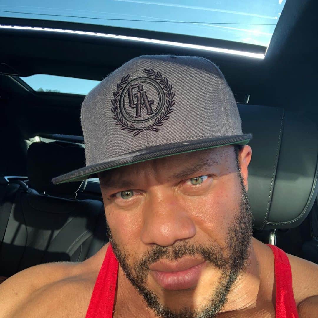 Phil Heathのインスタグラム：「Focused on the journey ahead! #CantWait #NewMoves #7xMrOlympia #PhilHeath #PhilHeathLabs #GiftedAthletics #TheGift #DreamKiller #HeroVillain #CommittedToExcellence」