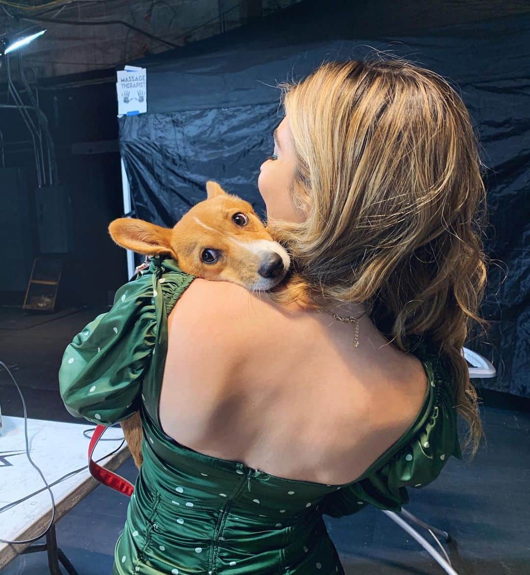 キャシー・ケリーのインスタグラム：「the @ryumaivia content that like six of you asked for 🤩 (i realize these photos will be very incriminating when he goes “missing” from backstage, but also too cute not to post)」