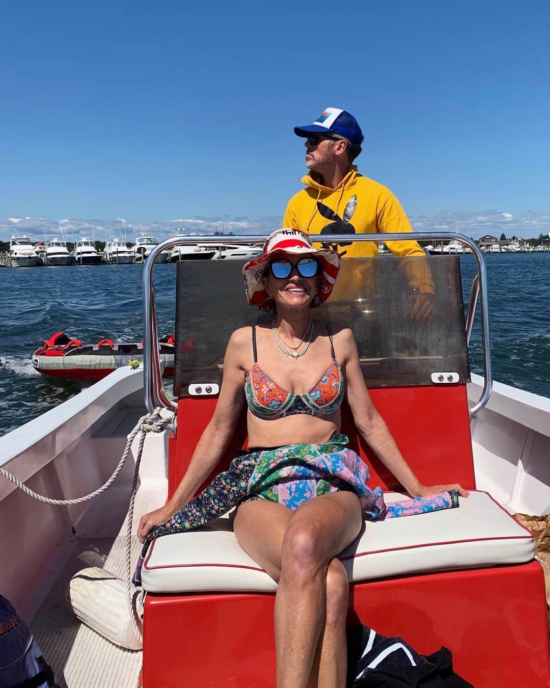 のインスタグラム：「Whatever floats your boat」