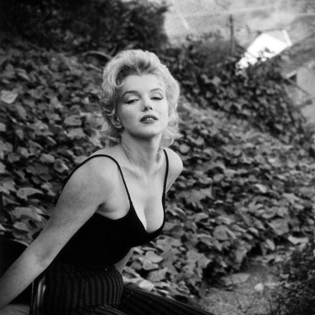 マリリン・モンローのインスタグラム：「sexiest woman to ever live❣️Marilyn photographed by Gordon Parks in 1953.」