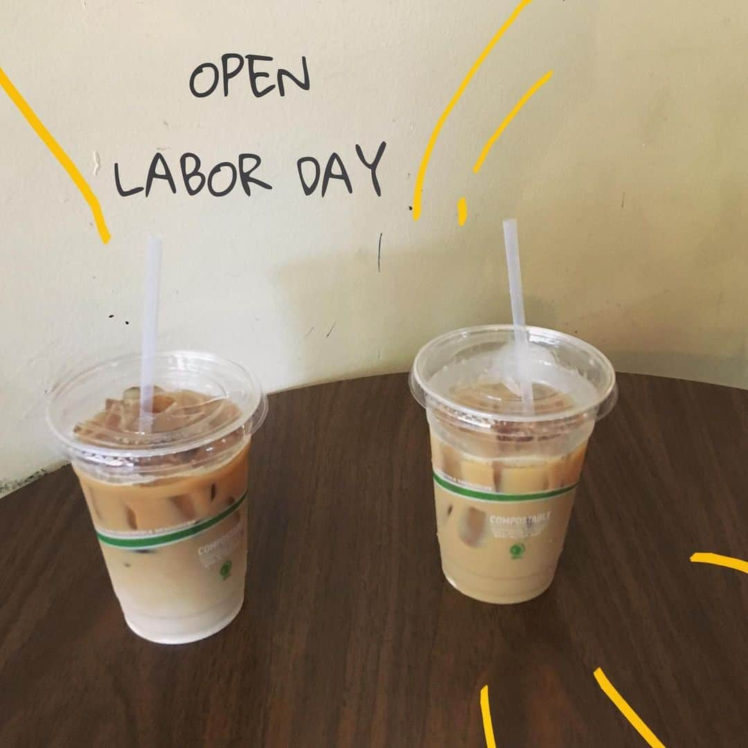 Peace Cafeさんのインスタグラム写真 - (Peace CafeInstagram)「We open today☺︎! #happylaborday ・ ・ ・ #soylatte #nongmomilk  #peacecafehawaii #peacecafe #vegan #vegancafe #veganfood #veganeats #govegan #healthy #hawaii #oahu #honolulu #ピースカフェ #ピースカフェハワイ #ヴィーガン#ヴィーガンフード #ホームメイド #ヴィーガンカフェ #ヘルシーカフェ #ハワイ #ホノルル」9月3日 6時32分 - peacecafehawaii