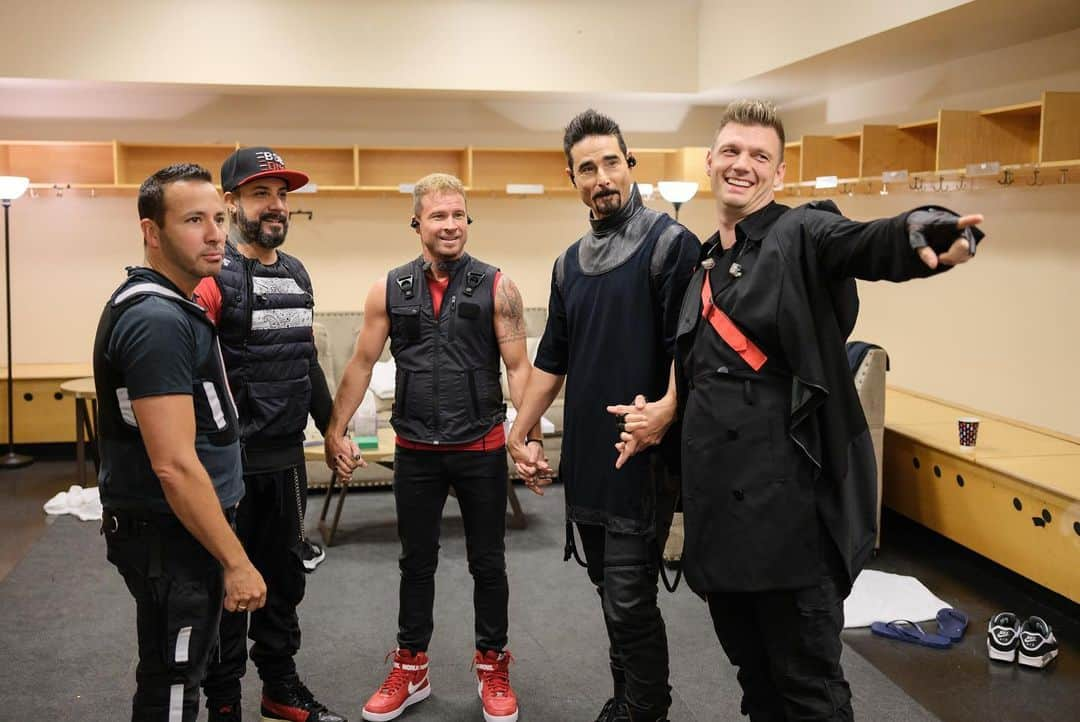 backstreetboysさんのインスタグラム写真 - (backstreetboysInstagram)「Dallas!!! You were such an incredible crowd! #BSBDAL #DNAWorldTour」9月3日 6時28分 - backstreetboys