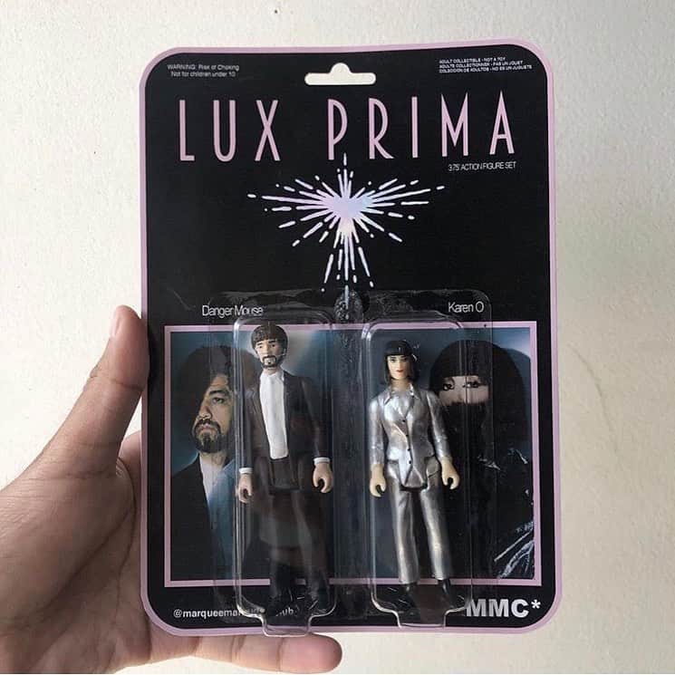 Karen Oさんのインスタグラム写真 - (Karen OInstagram)「Now in stock!  @karenoanddangermouse LUX PRIMA action figures! Not really... WISH we were selling these at the  @theatre_acedtla this weekend 💥💥💥 seriously! Fans should be in charge of merch design 🏆 Thank you @marqueemaraudersclub  this is the coolest and made my day 😍 #luxprima ✨」9月3日 7時01分 - ko