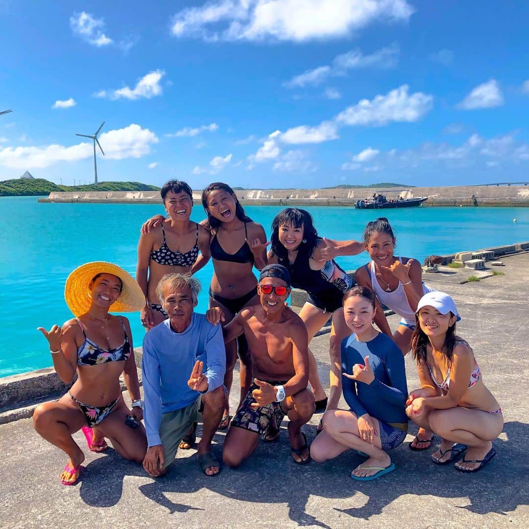 大下瞳美さんのインスタグラム写真 - (大下瞳美Instagram)「八重干瀬ツアー楽しかったぁ。  宮古島リトリートで天候良ければ行きますよ❤︎ . . #yabiji #miyakojima#🇯🇵#☀#👙 #🌴 #yogaretreat #yoga#supyoga #miyakojimaisland #bikini#沖縄旅行#女子旅#天国の海 #楽しすぎた#綺麗すぎた#綺麗な海#みんな#来てくれてありがとう#また来年#大好き#宮古島ヨガリトリート#宮古島サップヨガリトリート #沖縄#石垣#八重山諸島#池間島#宮古島 #漁師#漁船」9月3日 7時46分 - hitomiooshita
