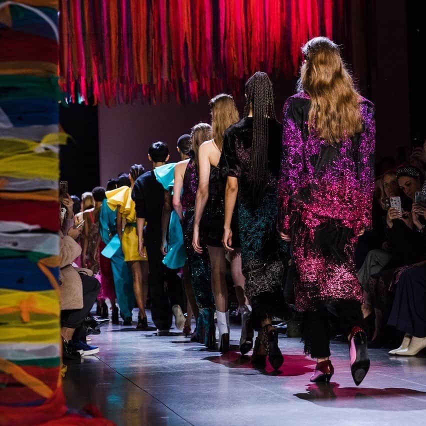 Fashion Weekのインスタグラム：「We've got quite the lineup this season @NYFW. Stay tuned for runways, glamour, and the best behind the scenes. @prabalgurung by @_janekim.」