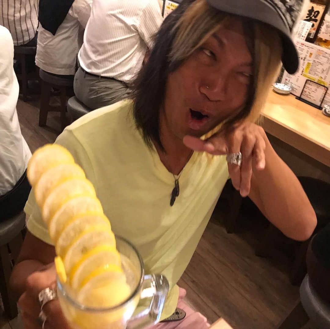 なちゅさんのインスタグラム写真 - (なちゅInstagram)「➠ｽﾜｲﾌﾟ やかまし動画 #ウチのガヤがすみません  @uchino_gaya 今夜 見てね！  なちゅとちゃらん婆 席隣かよ！爆 ウザさは多分ちょんます★！ #ウチガヤ  #ウチのガヤがすいません 2019年9月3日(火)23:59〜24:54」9月3日 9時08分 - nachudesu1223